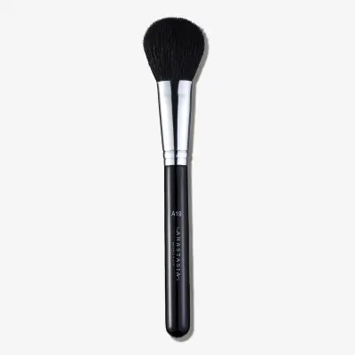 A19 Pro Brush - Blush Brush Anastasia Beverly Hills — textura e acabamento
