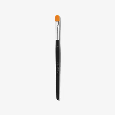 Brush 18 - Precise Conceal Brush Anastasia Beverly Hills — textura e acabamento