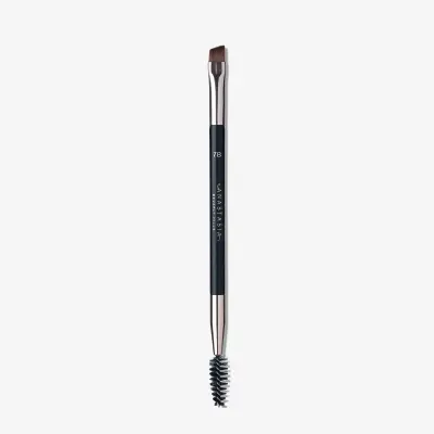 Brush 7B - Dual-Ended Angled Brush Anastasia Beverly Hills — textura e acabamento