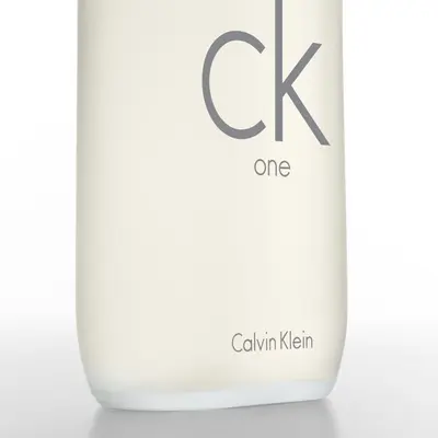 CALVIN KLEIN ck one Eau de Toilette Spray Eau de toilette Calvin Klein — detalhe 4