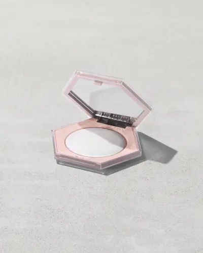 Diamond Bomb All-Over Diamond Veil Fenty Beauty — textura e acabamento