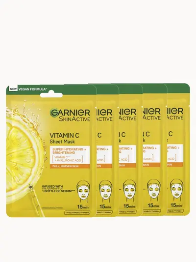 Garnier SkinActive Moisture Bomb Hydrating and Brightening Vitamin C Sheet Mask Set of 5 Garnier — textura e acabamento