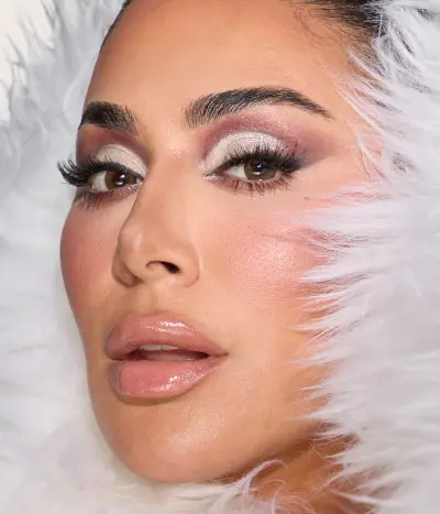 Icy Nude Eyeshadow Palette Huda Beauty — detalhe 3