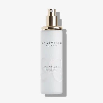 Impeccable 24HR Blurring Matte Setting Spray