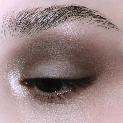 KYLIE COSMETICS Kyshadow Palette Smokey Eyeshadow Kylie Cosmetics — detalhe 5
