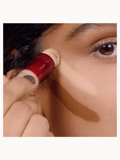 Maybelline Eraser Eye Concealer Light x 3 (Worth £29.97) Maybelline — detalhe 6