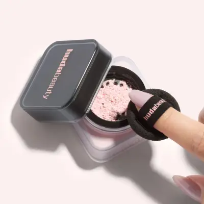 Mini Easy Bake Loose Baking & Setting Powder Huda Beauty — detalhe 8