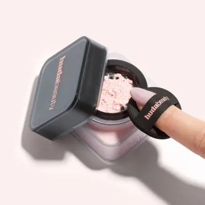 Mini Easy Bake Sponge Set Huda Beauty — detalhe 4