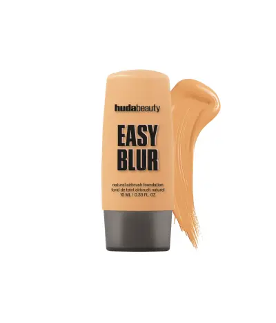 Mini Easy Blur Natural Airbrush Foundation with Niacinamide Huda Beauty — textura e acabamento