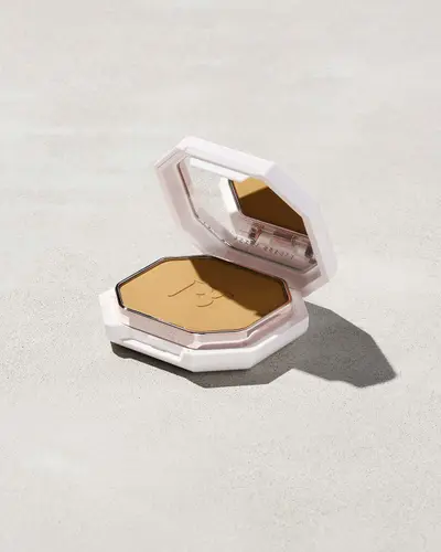 Pro Filt'r Soft Matte Powder Foundation Fenty Beauty — detalhe 10