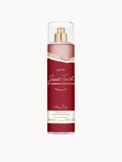 Sabrina Carpenter Cherry Baby Body Mist 236ml — detalhe 6