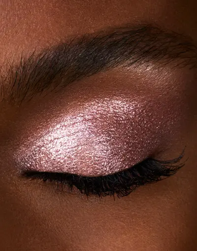 Scattered Light™ Glitter Eyeshadow Hourglass — detalhe 5