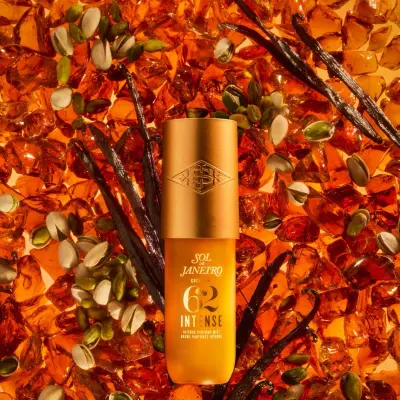Sol de Janeiro Bum Bum Cheirosa 62 Intense Perfume Mist Sol de Janeiro — textura e acabamento