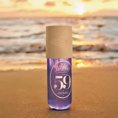 Sol de Janeiro Delícia Drench Cheirosa 59 Perfume Mist Sol de Janeiro — textura e acabamento