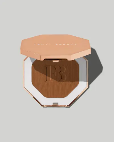 Sun Stalk'r Instant Warmth Bronzer Fenty Beauty — detalhe 10
