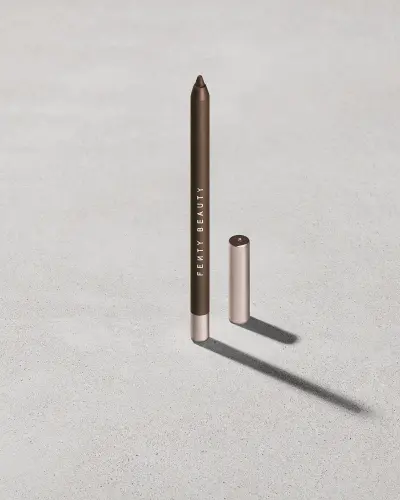 Trace'd Out Longwear Waterproof Pencil Lip Liner Fenty Beauty — textura e acabamento
