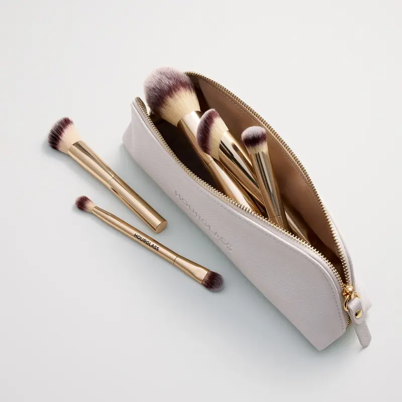 The Travel Brush Set Hourglass — embalagem e produto
