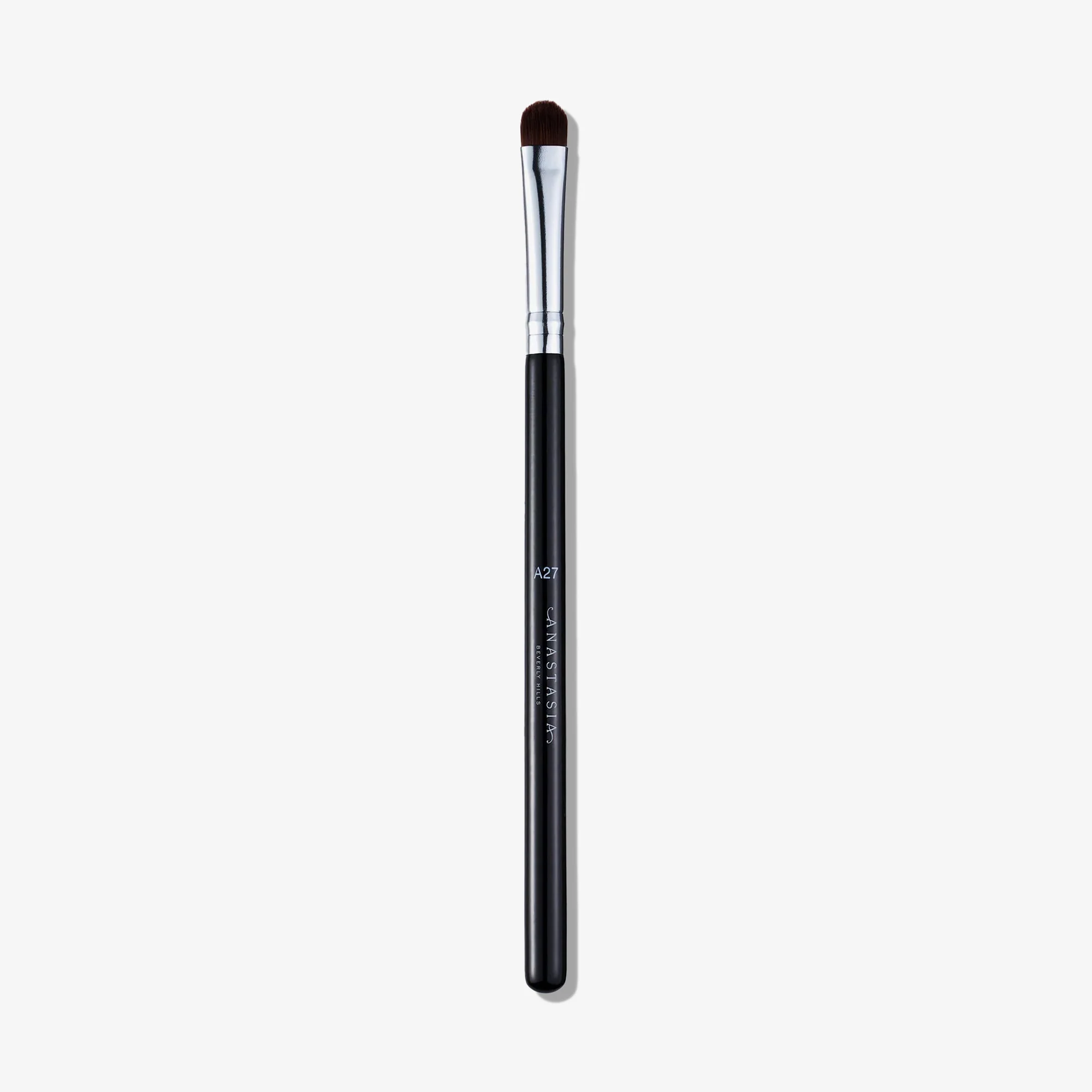 A27 Pro Brush - Small Firm Shader Brush Anastasia Beverly Hills — textura e acabamento