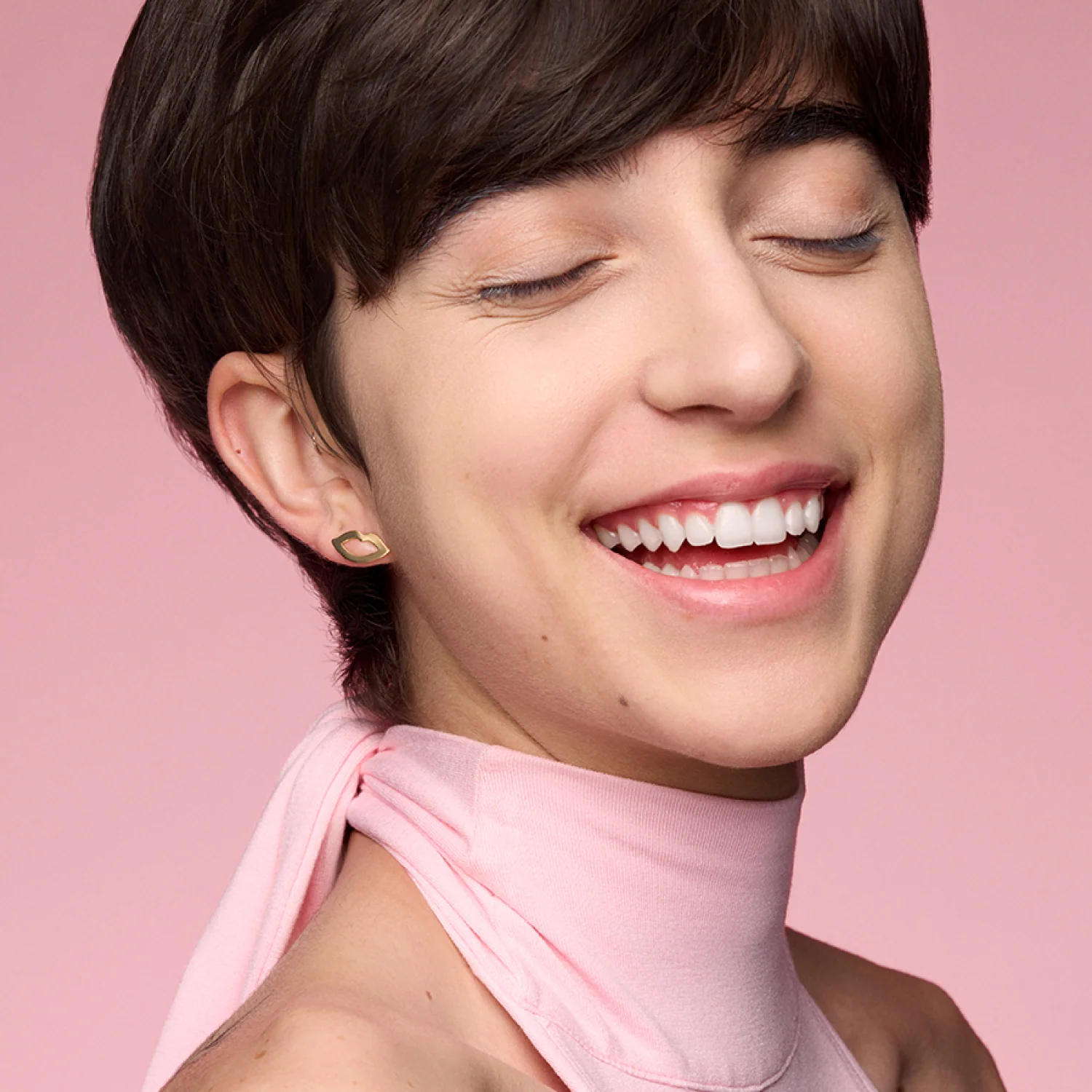 Foto de Corretivo Pré venda disponível em Luanda, Angola - Encomenda Online