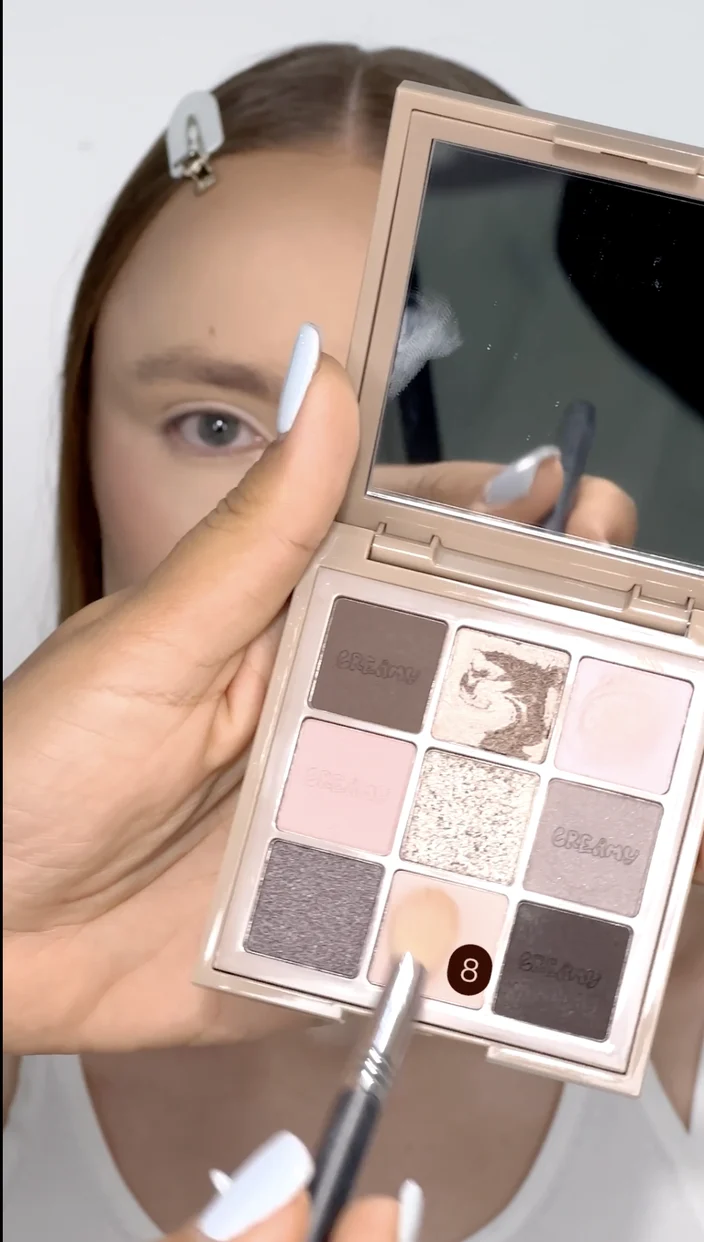 Creamy Obsessions Eyeshadow Palette Huda Beauty — detalhe 4