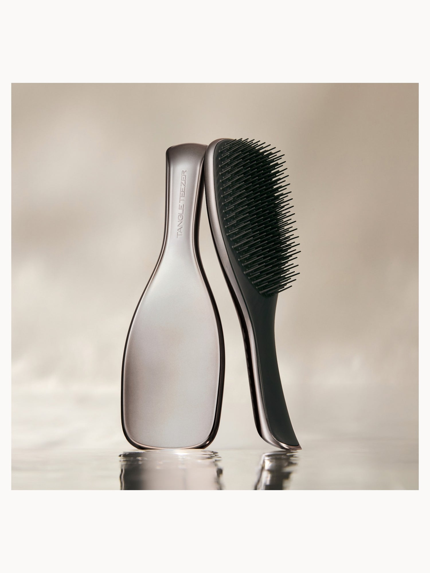 Exclusive Tangle Teezer The Ultimate Detangler Chrome Midnight Silver — detalhe 7