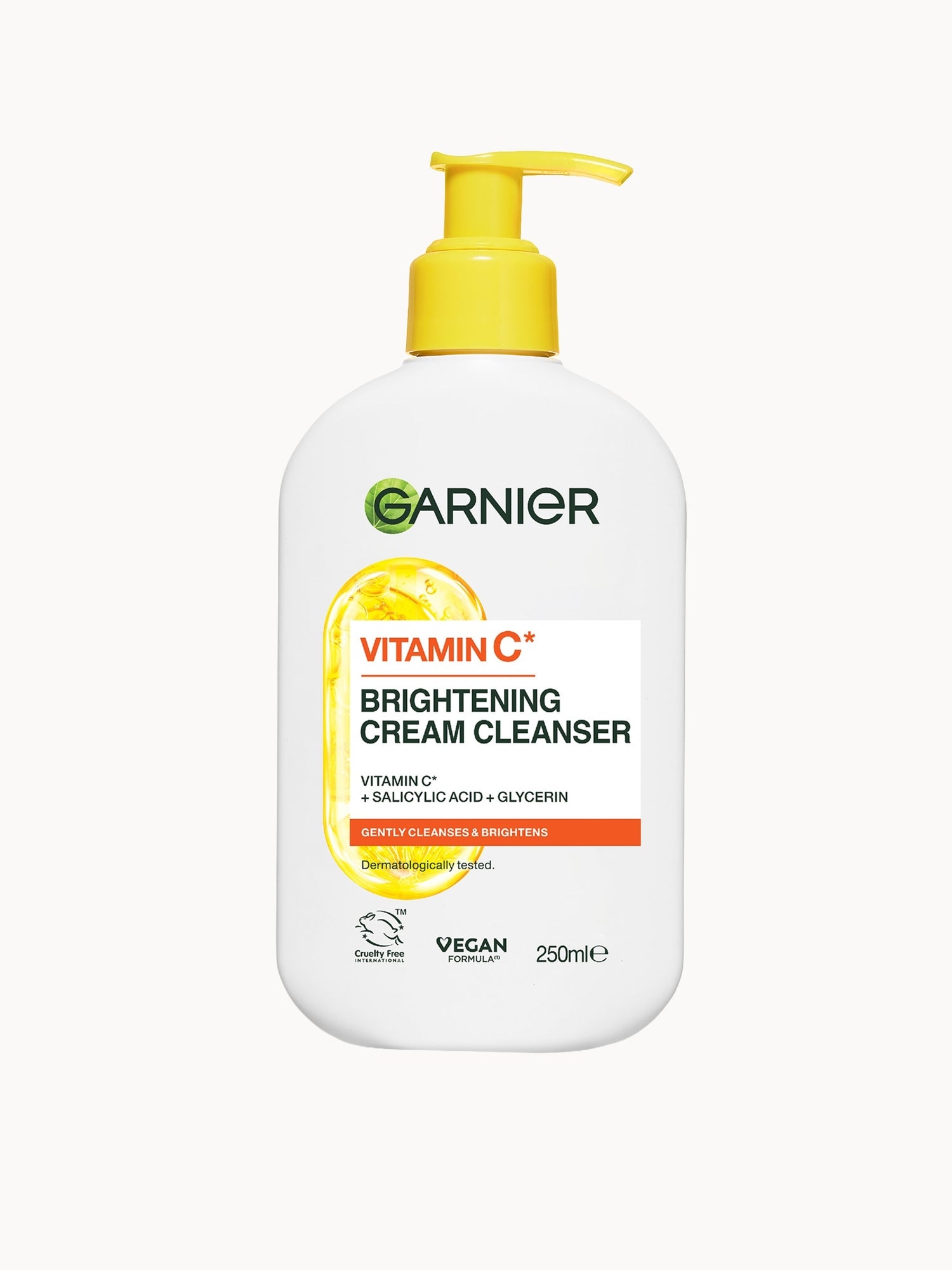 Garnier Vitamin C Brightening Cream Cleanser, Hydrates, Brightens & Cleanses, 250ml Garnier — textura e acabamento