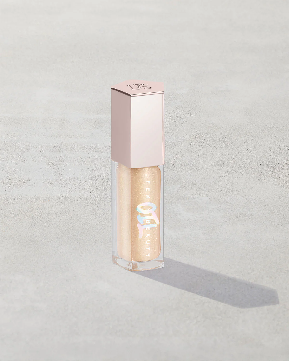 Gloss Bomb Oil Luminizing Lip Oil 'N Gloss Fenty Beauty — textura e acabamento