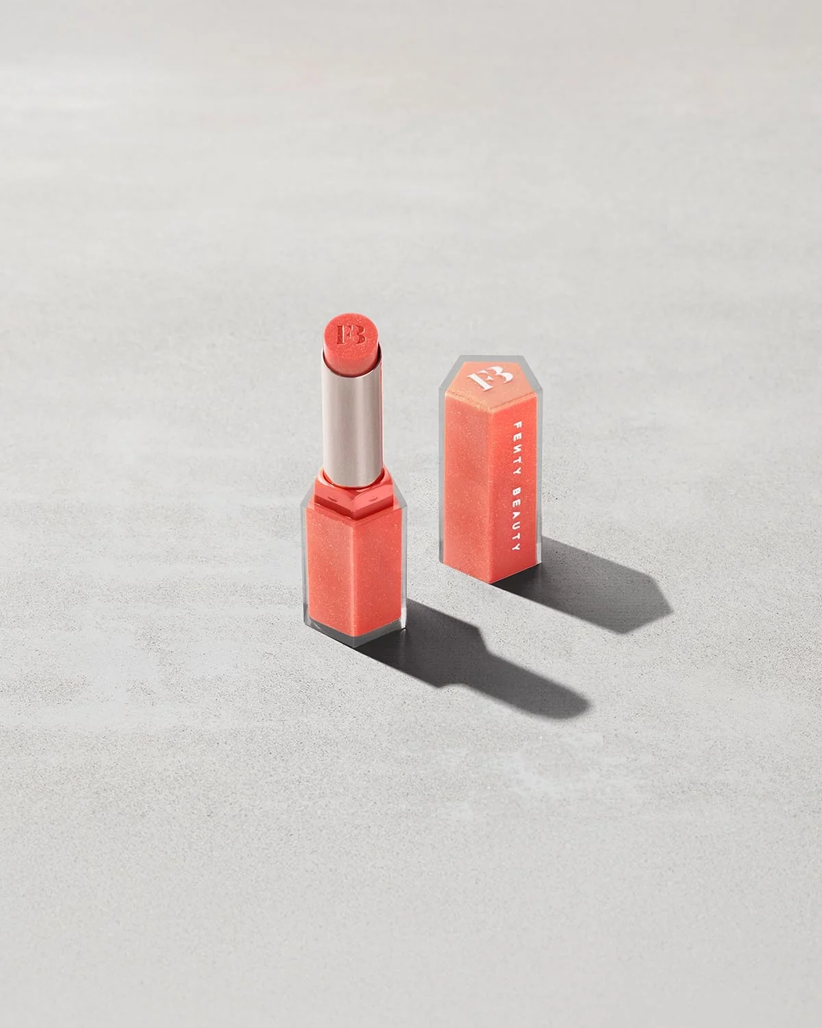 Gloss Bomb Stix High-Shine Gloss Stick Fenty Beauty — detalhe 6
