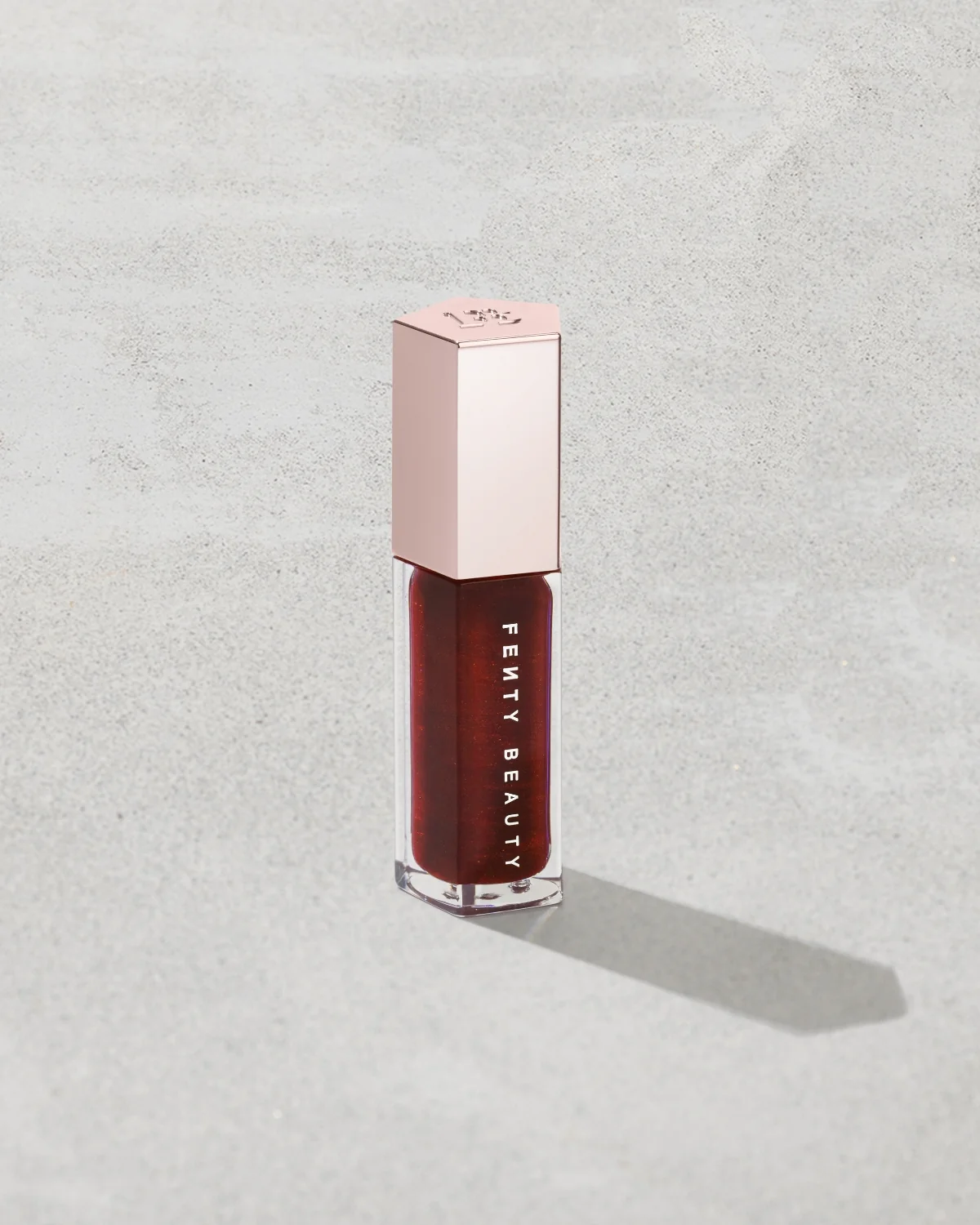 Foto de Gloss Bomb Universal Lip Luminizer — Cherry Amor disponível em Luanda, Angola - Encomenda Online