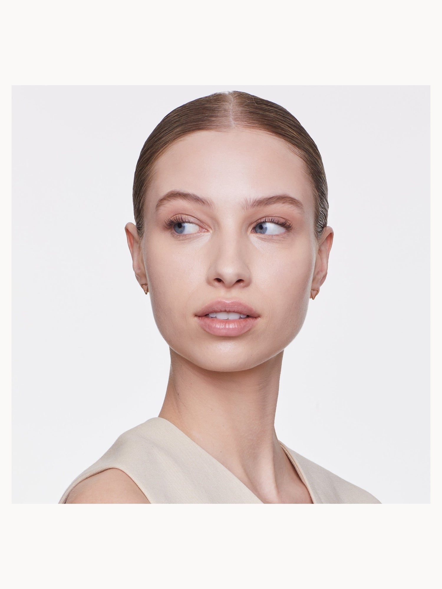 L'Oréal Paris True Match Liquid Foundation with SPF and Hyaluronic Acid 30ml (Various Shades) L'Oréal Paris — detalhe 9