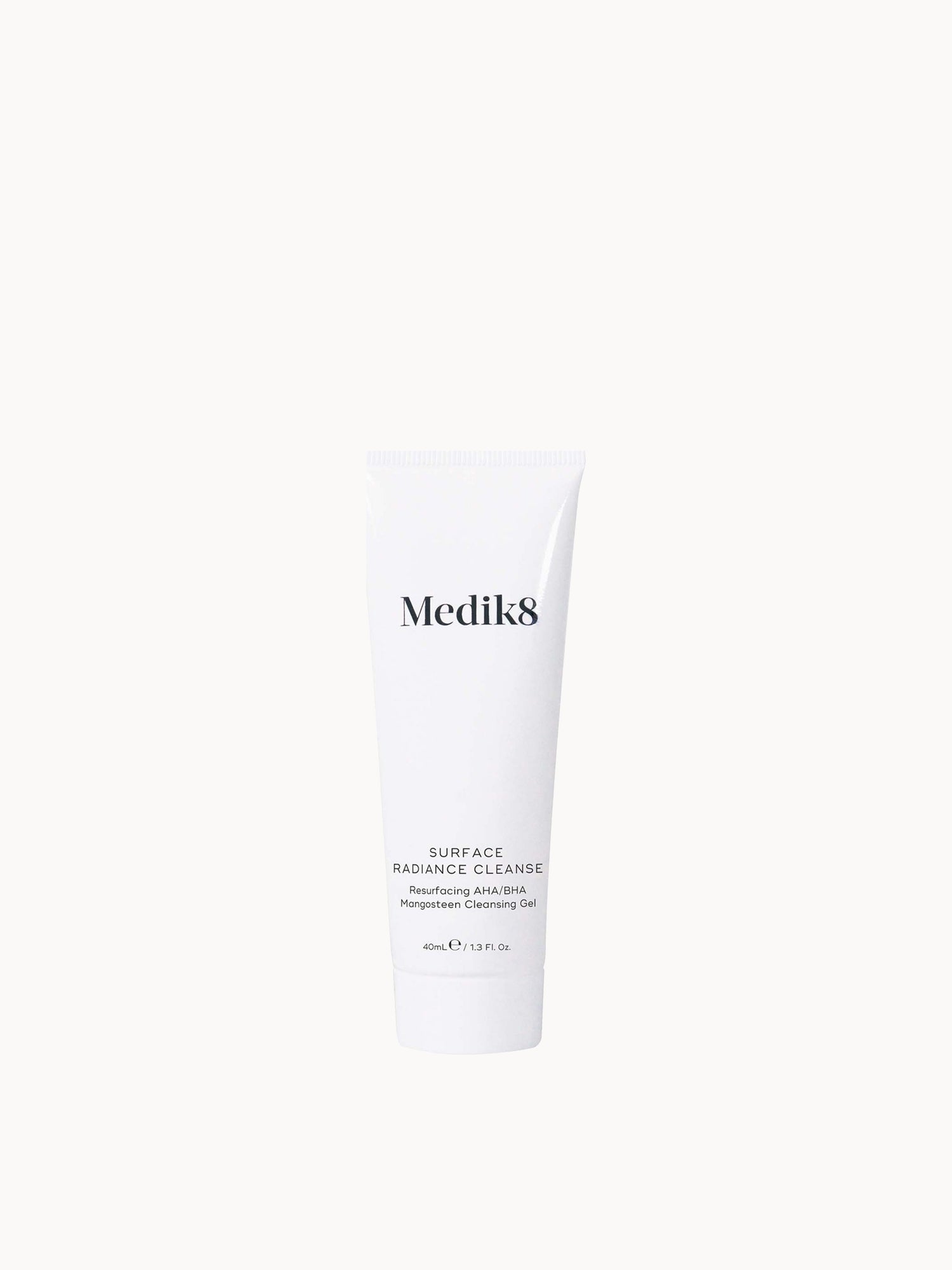 Medik8 Surface Radiance Cleanse Medik8 — textura e acabamento