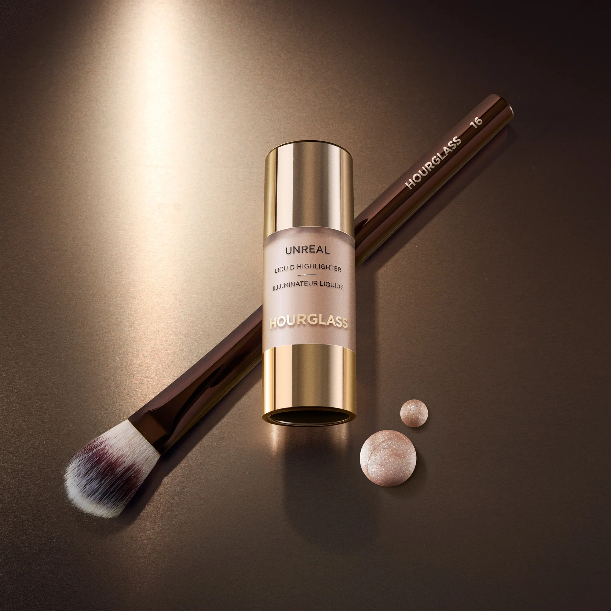 No. 16 Highlighter Brush Hourglass — detalhe 5
