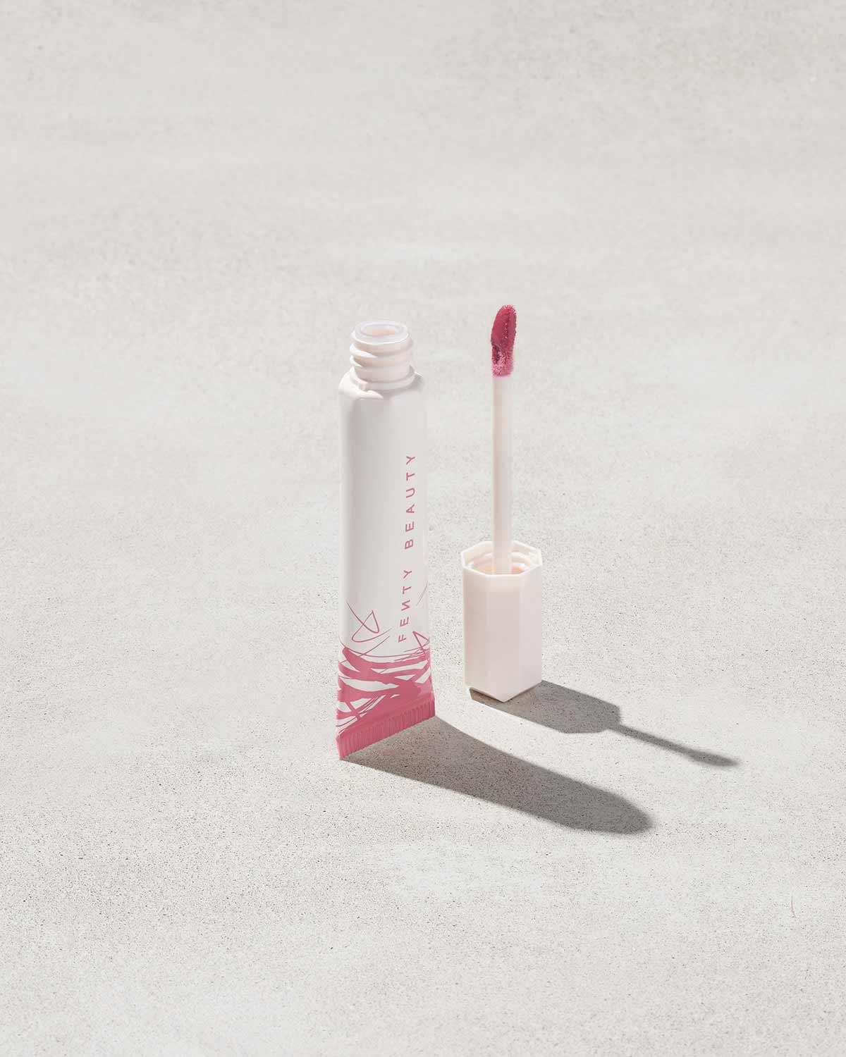 Pro Kiss'r Luscious Lip Balm Fenty Beauty — textura e acabamento