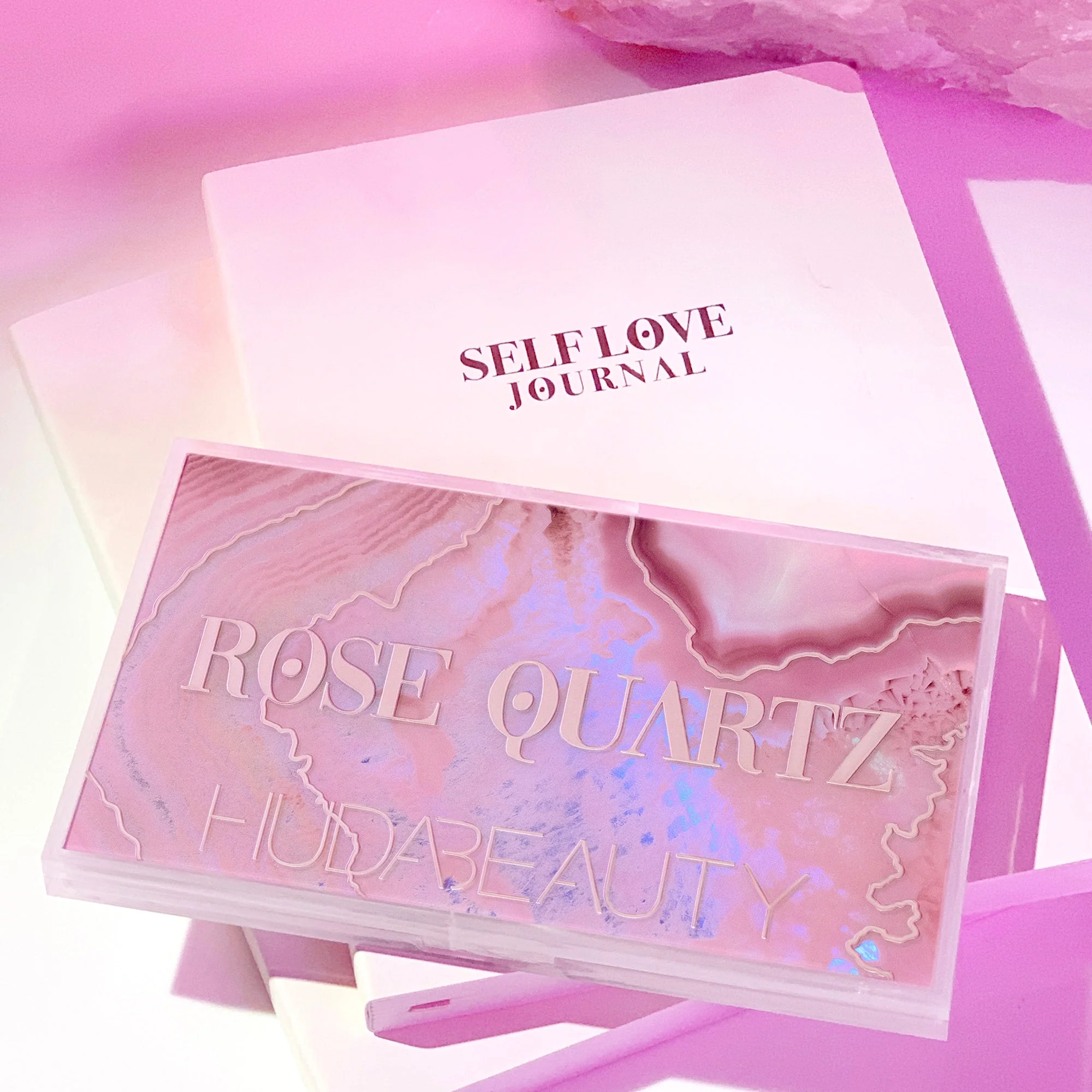 Rose Quartz Self-Love Journal Huda Beauty — detalhe 4
