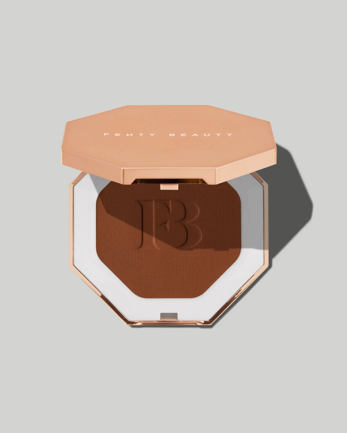 Sun Stalk'r Instant Warmth Bronzer Fenty Beauty — detalhe 9