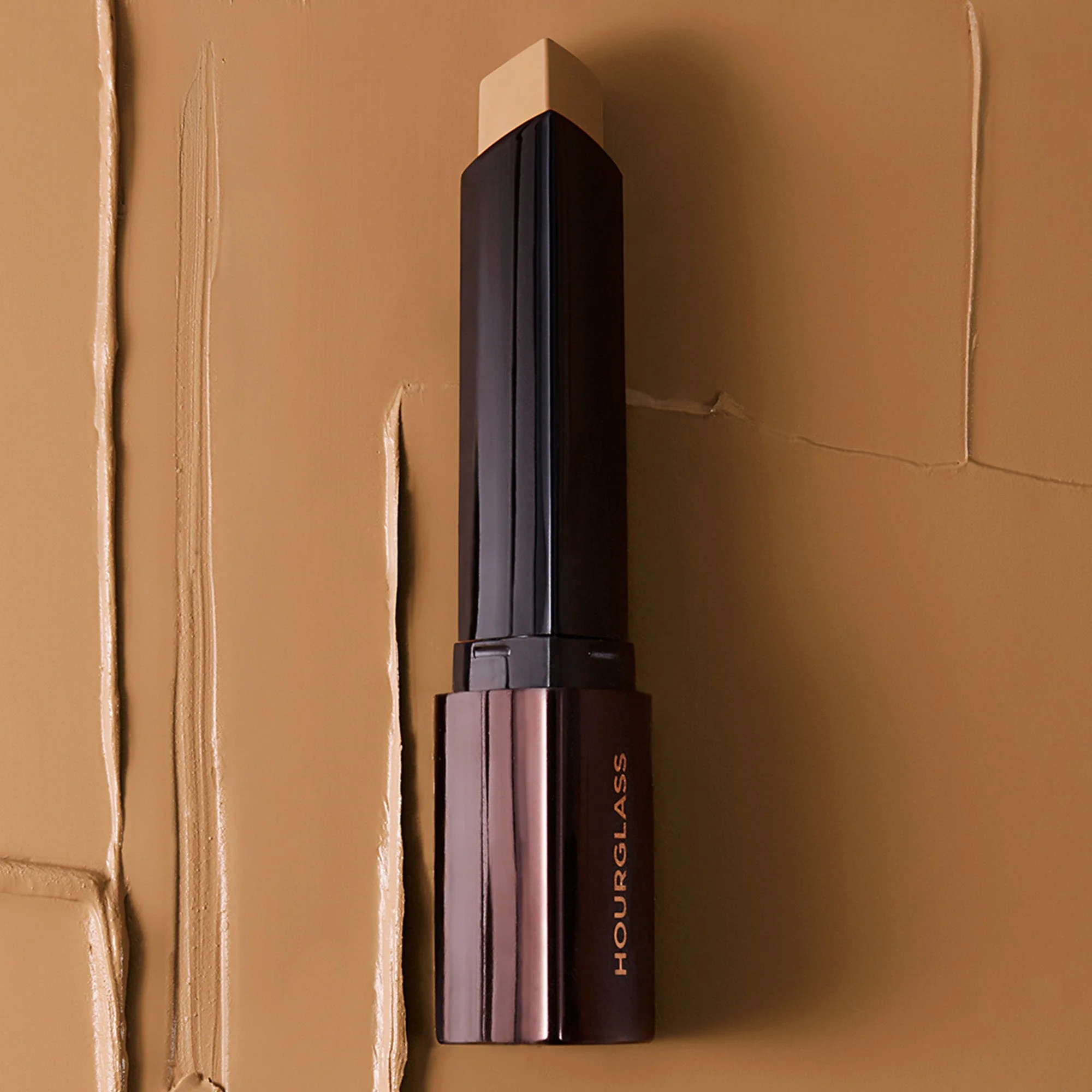 Vanish™ Seamless Finish Foundation Stick Hourglass — detalhe 3