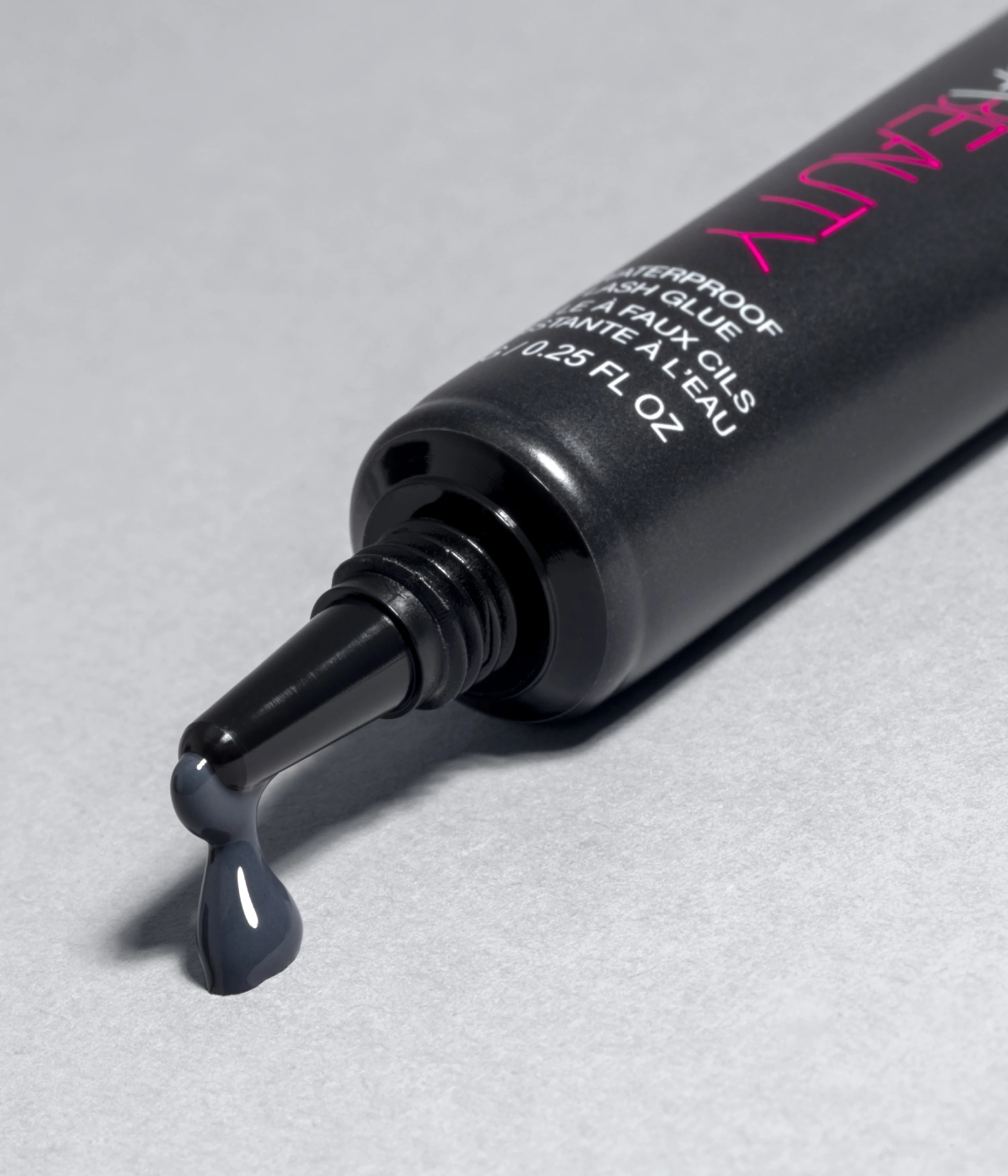Waterproof Lash Glue Huda Beauty — detalhe 3